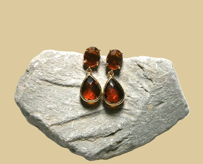 Kristall Ohrringe Topasfarben Vergoldete Glas Ohrhänger in Rotbraun Oder Pfirsich von DeineSchmuckFreundin