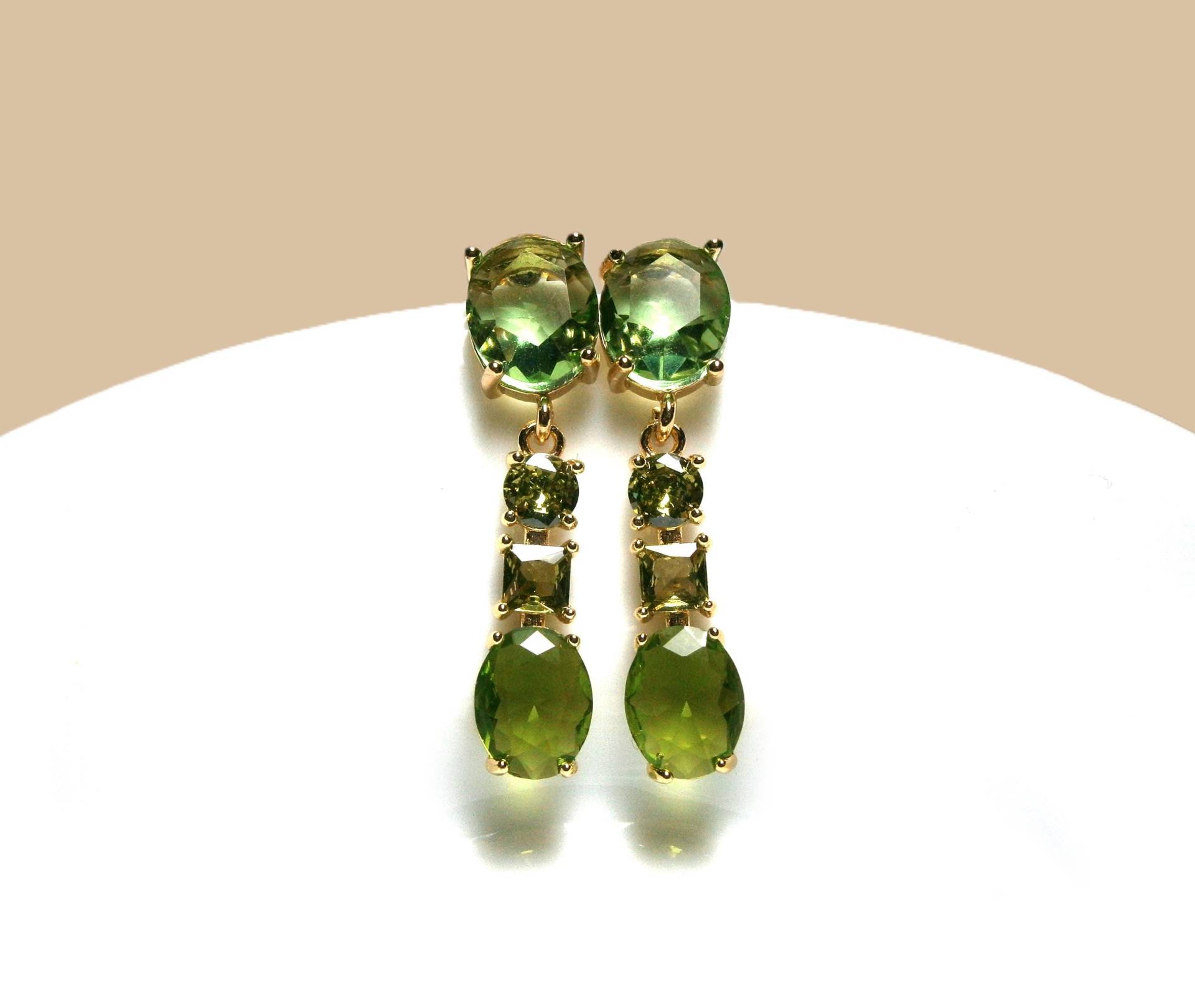 Ohrringe Kristall Grün Kristallglas Ohrhänger Olivgrün, Edelstahl Vergoldet von DeineSchmuckFreundin