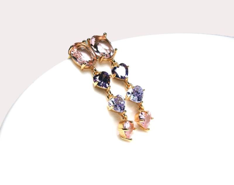 Ohrringe Kristallglas Vergoldete Ohrstecker Mit Herz Anhängern in Rosa, Lila Und Violett von DeineSchmuckFreundin