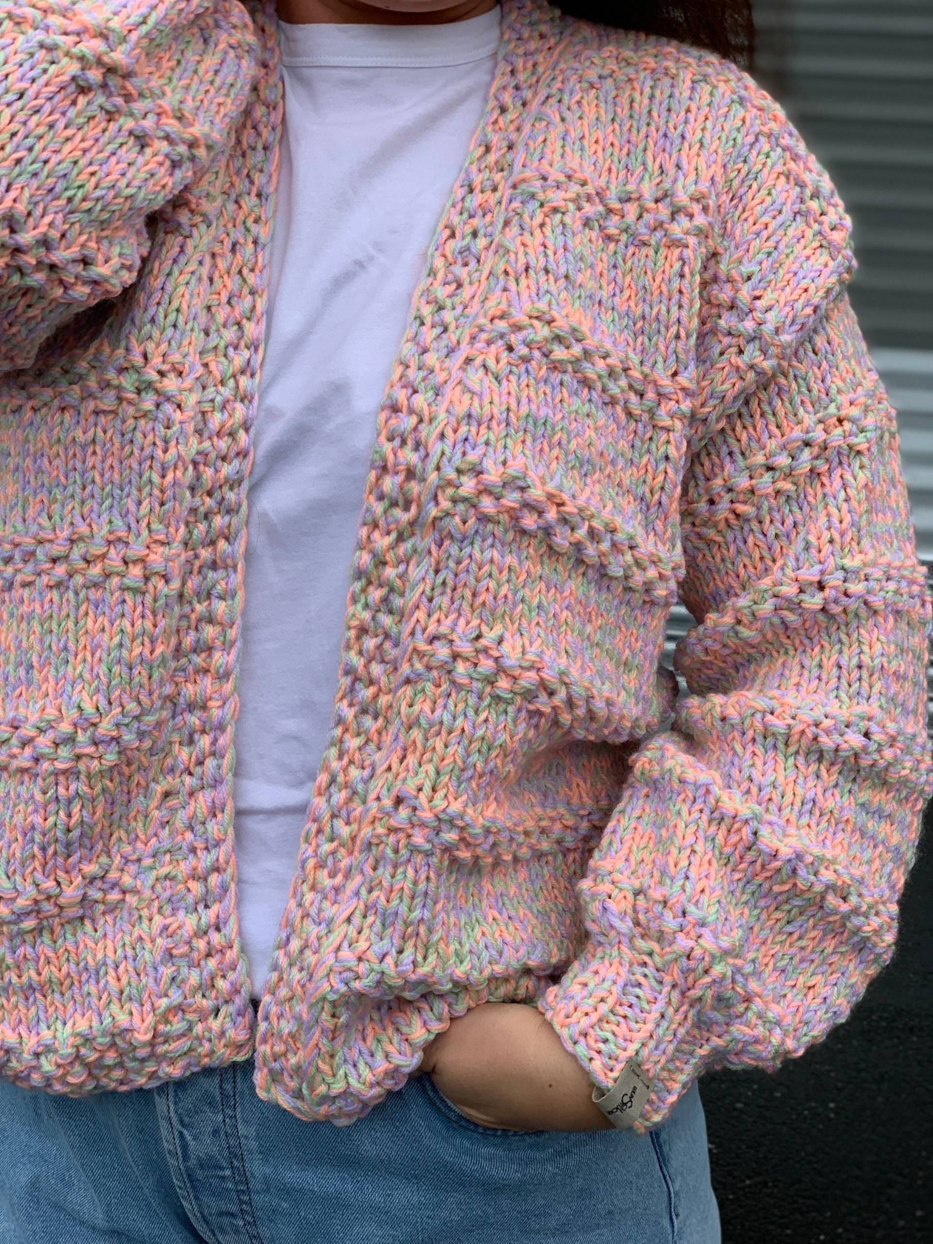 Handgestrickter Oversize Cardigan, Neon Melierte Strickjacke, Chunky Knitting Handgestrickter Oversize Cardigan, Neon Melierte Strickjacke, Chunky Knitting von DeineWunschstuecke