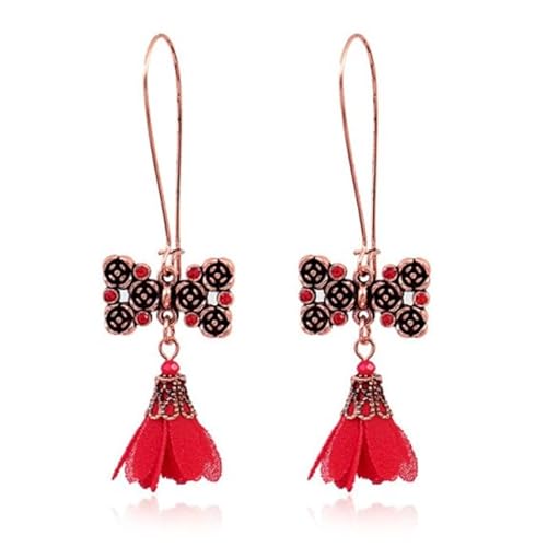 Goldfarbene Damen Ohrringe Anhänger mit roten Quasten und Strasssteinen von Deja Jewels