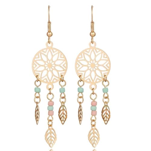 Goldfarbene Damen Ohrringe Runde Ohrringe mit Perlen und Blatt von Deja Jewels