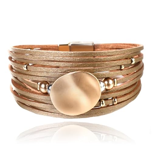 Goldfarbenes mehrschichtiges Damen-Armband mit Perlen von Deja Jewels