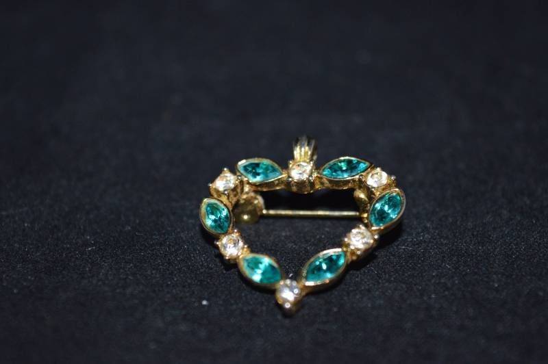 Herz Anhänger/Brosche Strass Grün Oval St. Patricks Day 1"/ Stift von DejaVuDeco