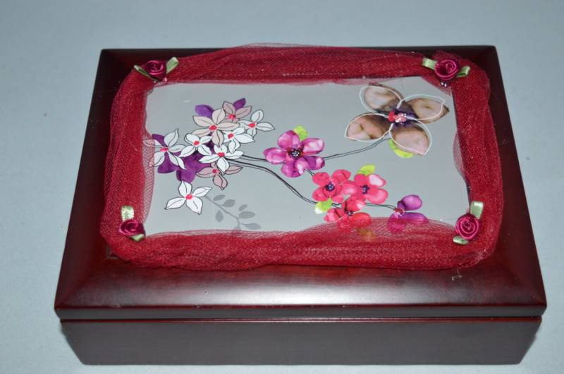 Sale/Schmuckkästchen Blumendruck Dunkelrosa Netting Schleifenrosen Rosa Blumen Schmuck Box Aufbewahrung von DejaVuDeco