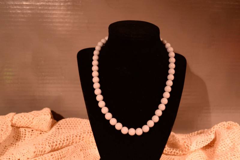 Vintage/Grau Perlenkette 18"/ 1960 Grau Perlen Halskette Schmuck von DejaVuDeco