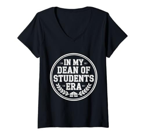 Damen In My Dean of Students Era Berater Fakultätsschule |- T-Shirt mit V-Ausschnitt Damen In My Dean of Students Era Berater Fakultätsschule |- T-Shirt mit V-Ausschnitt von Dekan -Vibes der Hochschule Fakultät