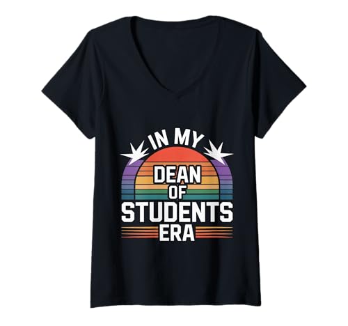 Damen In My Dean of Students Era Berater Fakultätsschule - T-Shirt mit V-Ausschnitt Damen In My Dean of Students Era Berater Fakultätsschule - T-Shirt mit V-Ausschnitt von Dekan -Vibes der Hochschule Fakultät