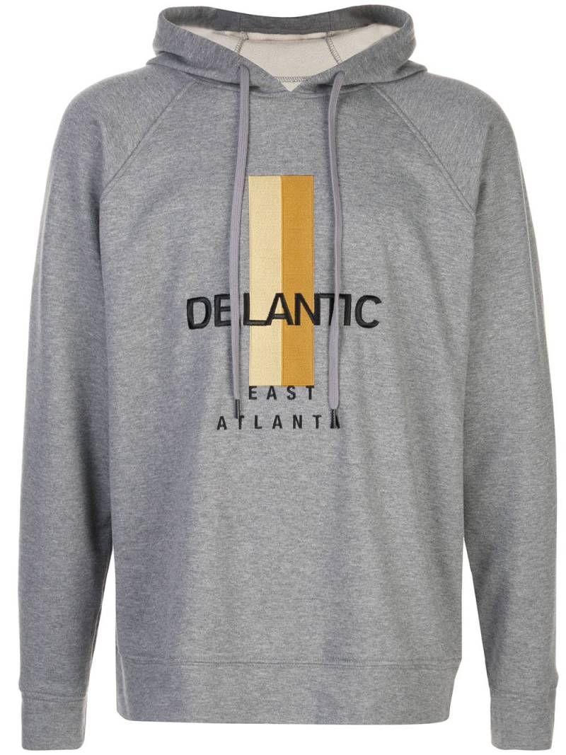 Delantic Kapuzenpullover mit Logo-Print - Grau von Delantic