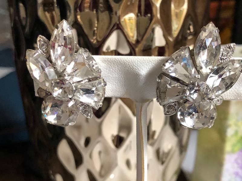 Blinding Signed Eisenberg Unikat Traumhafte Vintage Massive Strass Ohrhänger Wunderschönes Paar Aus Vergangenen Tagen von DeliasVintageWear