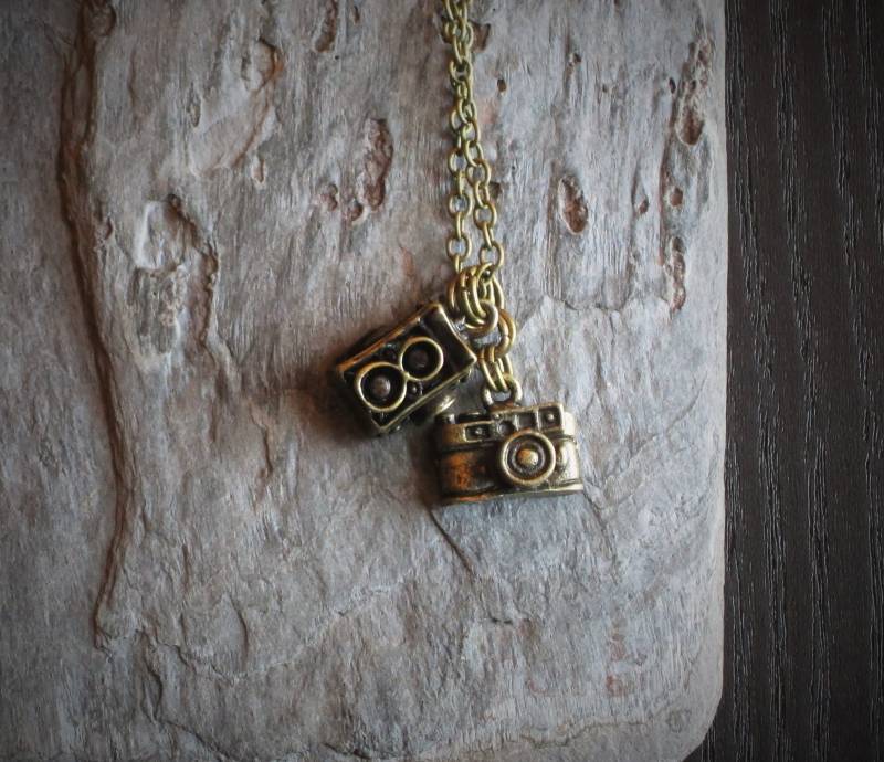 Antik-Messing Kamera Anhänger Halskette Retro Fotograf Geschenk von DelicateIndustry1