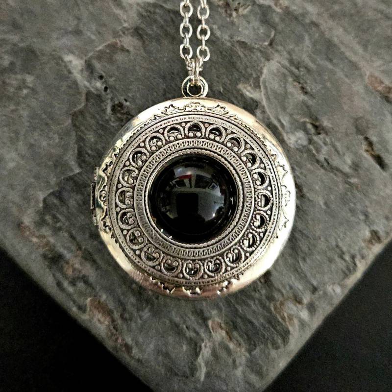 Onyx Medaillon, Edelstein Schmuck, Schwarzes Silber Art-Deco-Medaillon, Lange Halskette, Geschenkideen Für Sie, Einzigartiges Geschenk von DelicateIndustry1