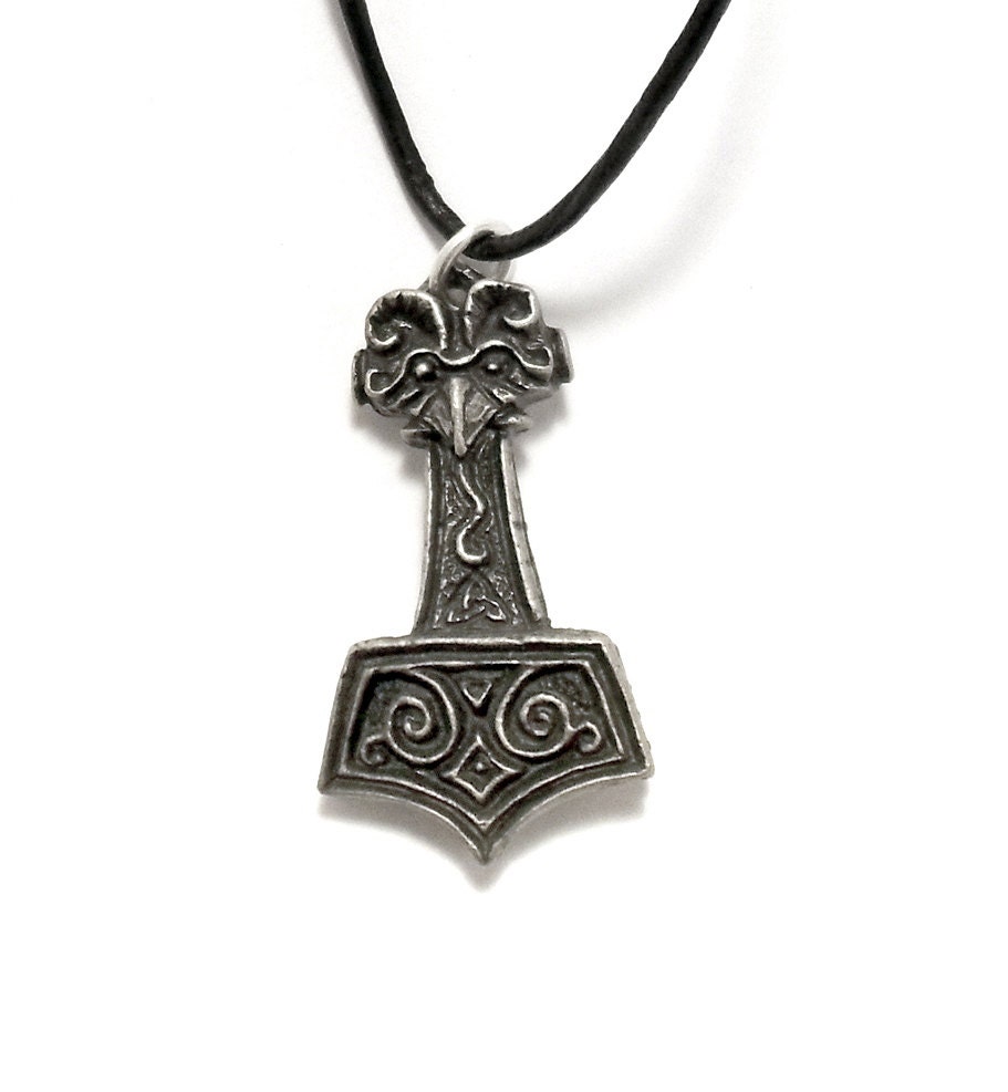 Thors Hammer Anhänger von Dellamorteco