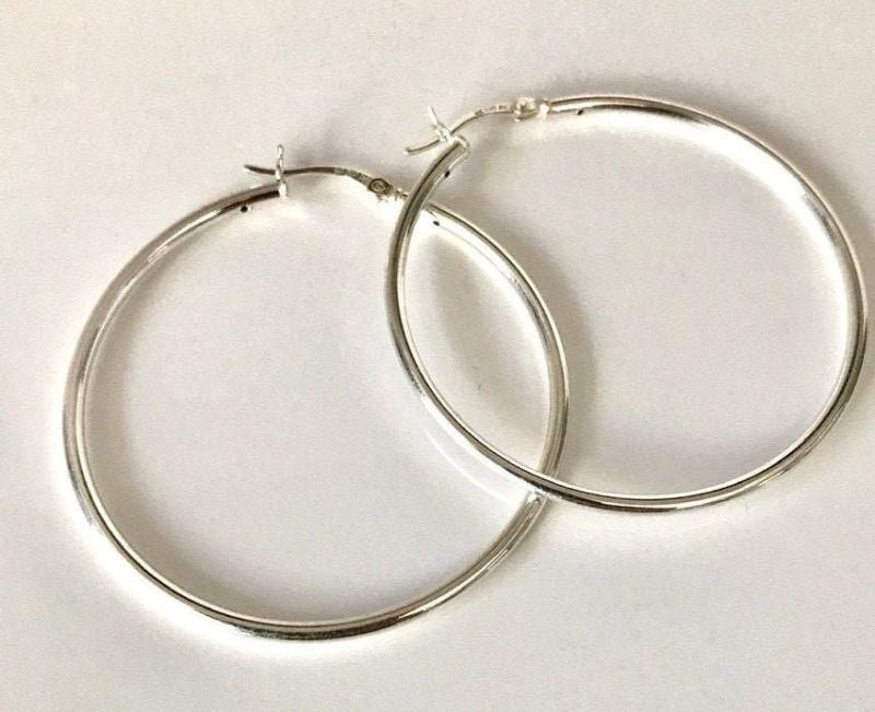 925 Sterling Silber 45mm Runde Creolen Ohrringe 925 Sterling Silber 45mm Runde Creolen Ohrringe von Delmasi