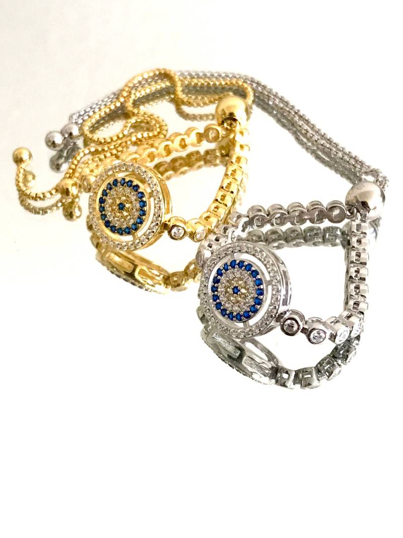 925 Sterlingsilber Oder 18K Vergoldetes Rundes Halo Entworfenes Evil Eye-Einstellbares Armband 925 Sterlingsilber Oder 18K Vergoldetes Rundes Halo Entworfenes Evil Eye-Einstellbares Armband von Delmasi