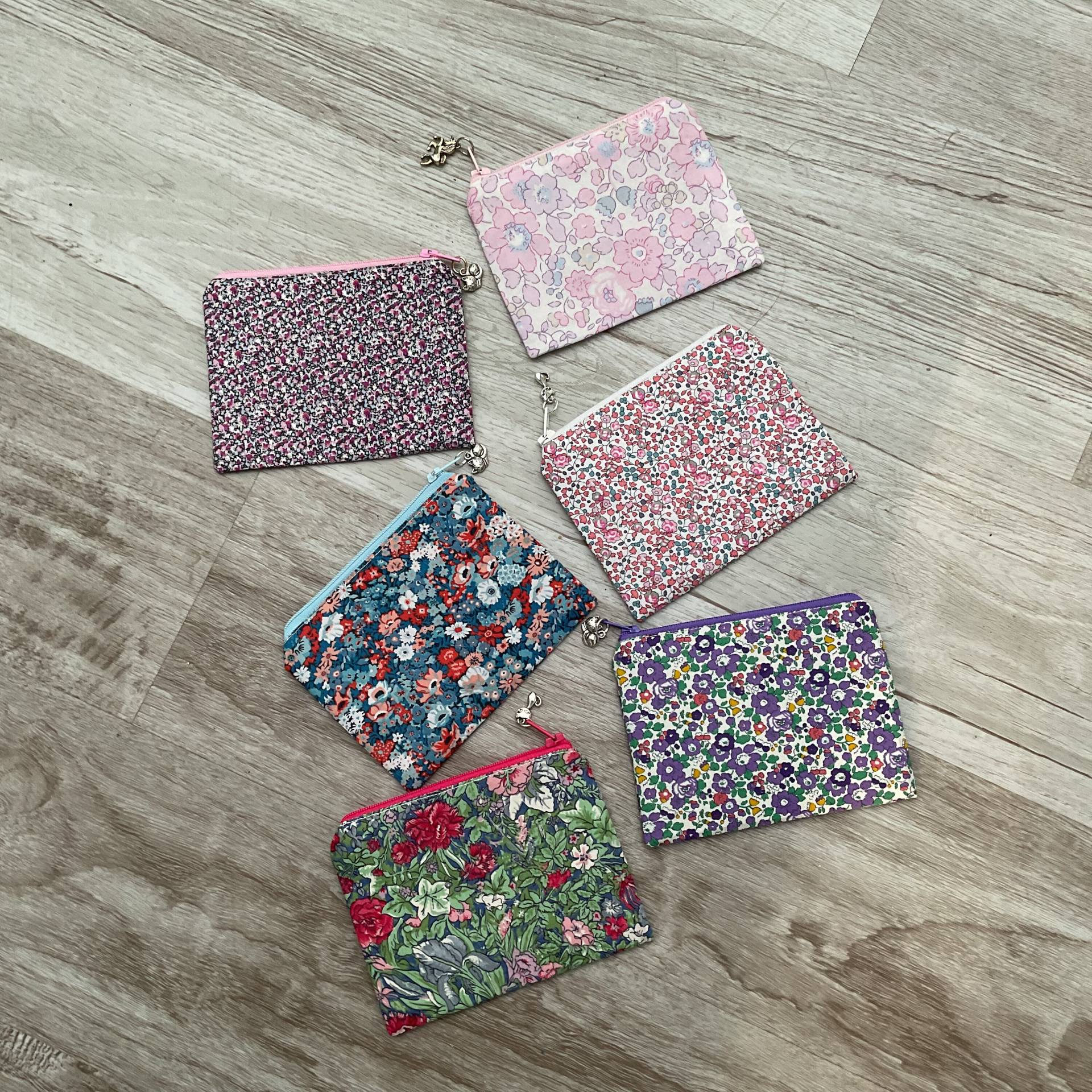 Mini-Liberty-Tasche, Damengeldbörse, Kartenhalter, Liberty-Stoff, Flaches Federmäppchen, Beutel, Stoff von DelphineCFrance