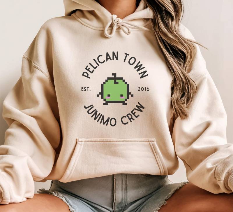 stardew Valley Hoodie Junimo Pelican Town Pullover Oversized Aesthetic Comfy Gamer Girl Unisex Sweatshirt Gift For Girlfriend Best Friend von DelphinePrints