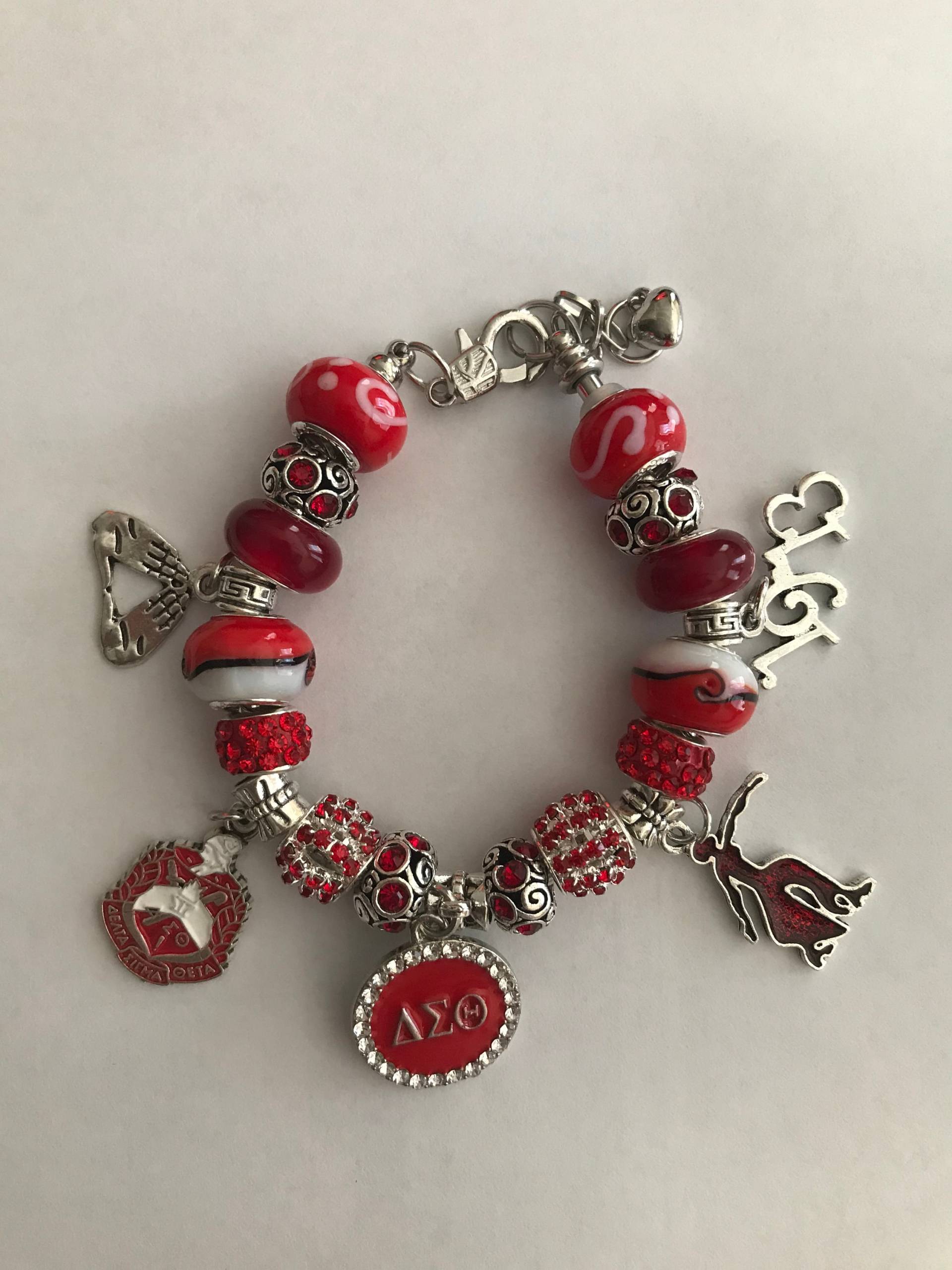 Delta-Signatur-Theta-Bettelarmband Delta-Signatur-Theta-Bettelarmband von DeltaSigmaTheta4U