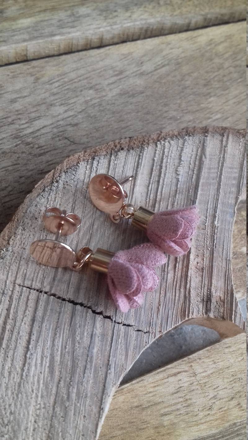 Ohrringe Rose Gold Und Bommel Ohrringe Rose Gold Und Bommel von Deluneetdetoiles