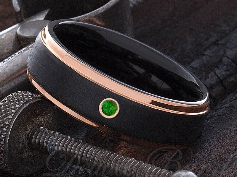 Schwarzer Smaragd Ring - Rosegold Wolfram Herrenring Ehering Jubiläumsring Verlobungsring von DeluxeBands