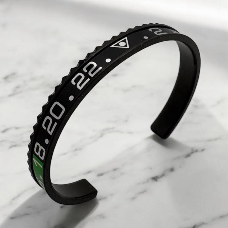 Black Green Gmt Bezel Watch Bracelet Wristband, Stainless Steel Cuff, Accessory, Bezel, Gift For Him Collector von DeluxeJewelleryDE