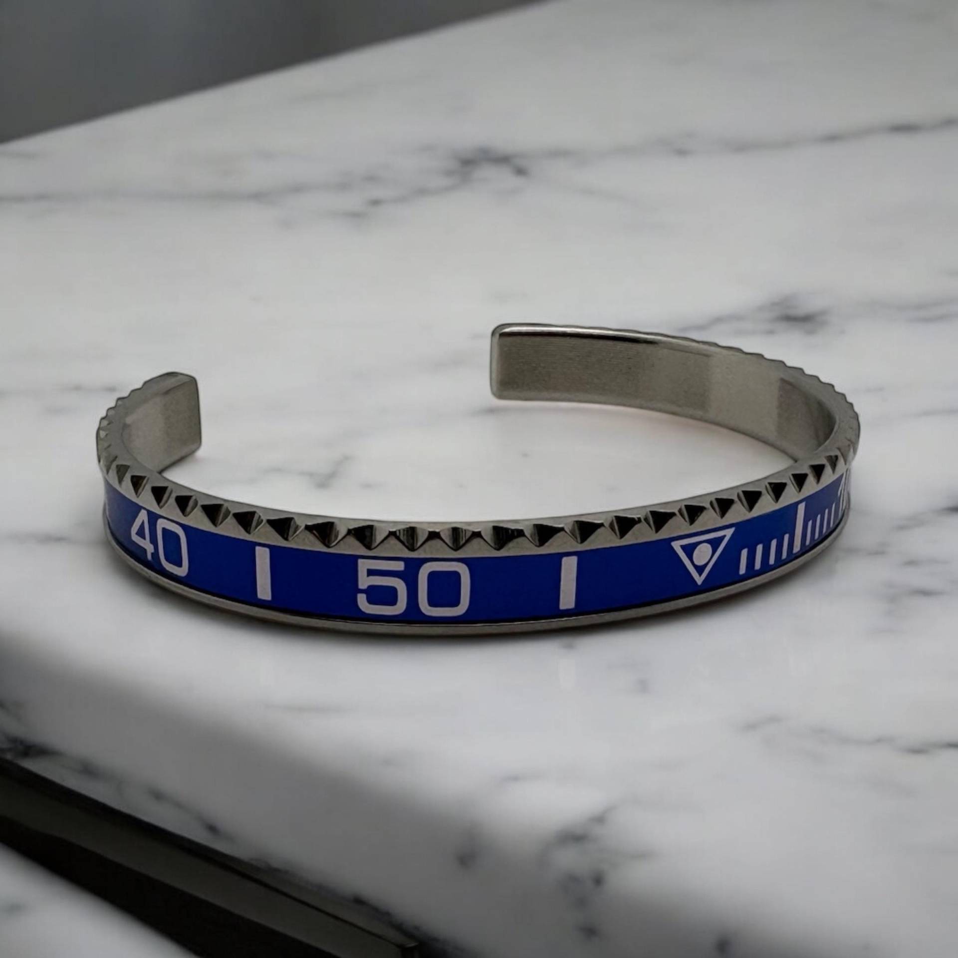 Blue Bezel Watch Bracelet Wristband, Stainless Steel Cuff, Accessory, Bezel, Gift For Him, Collectors, Watch Enthusiast von DeluxeJewelleryDE