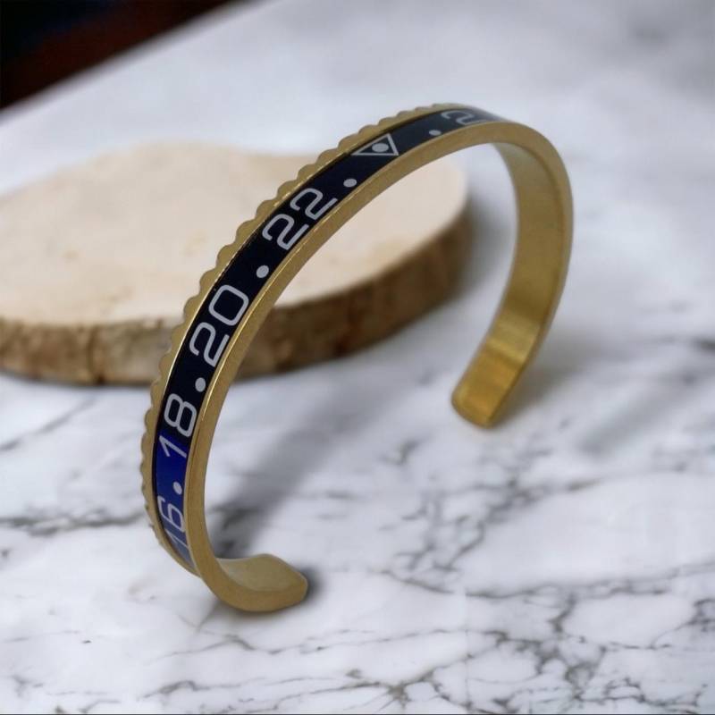 Gmt Blue Black Bezel Watch Bracelet Wristband, Gold Cuff, Accessory, Bezel, Gift For Him Collector Watch Enthusiast Gmt Blue Black Bezel Watch Bracelet Wristband, Gold Cuff, Accessory, Bezel, Gift For Him Collector Watch Enthusiast von DeluxeJewelleryDE