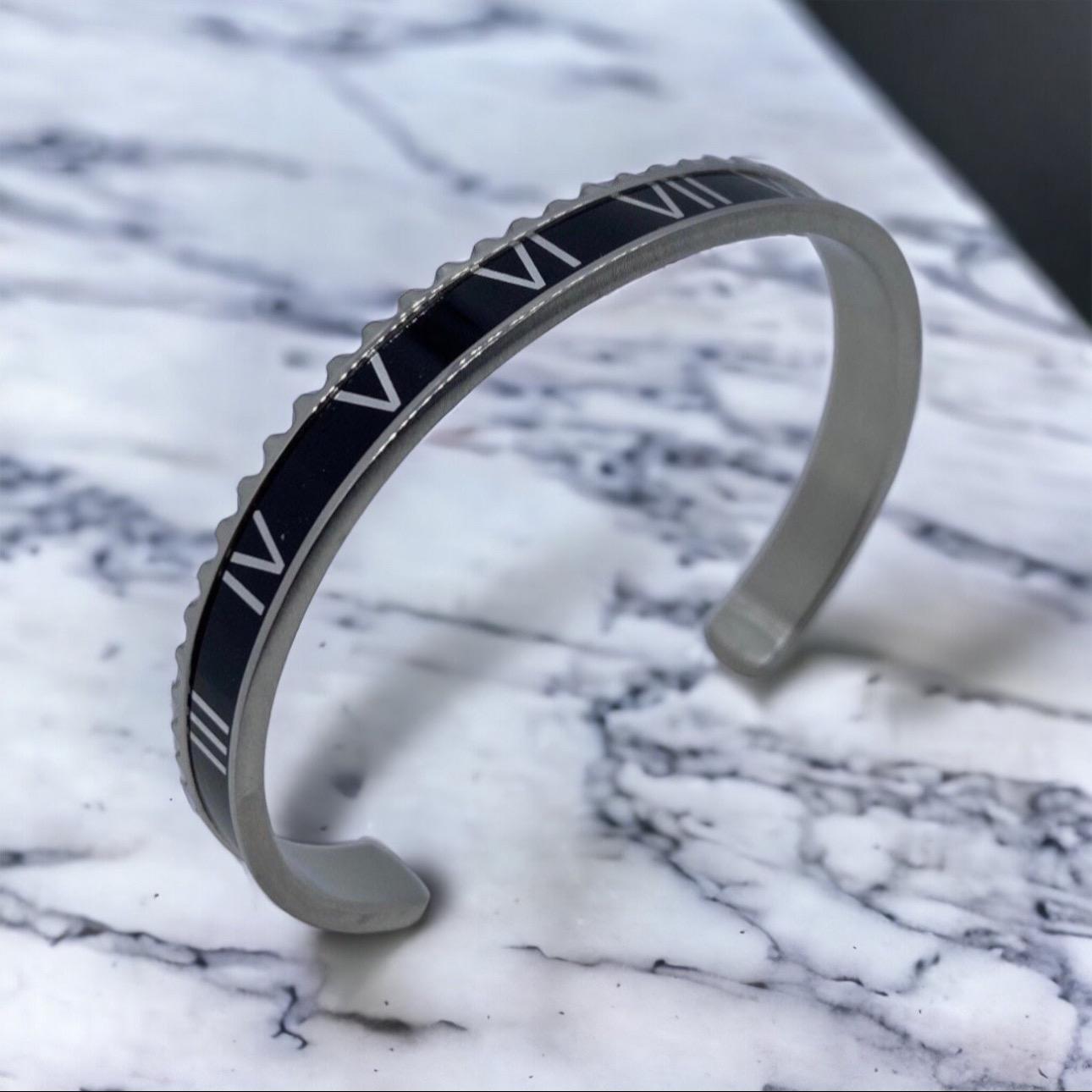 Gmt Roman Blue Black Bezel Watch Bracelet Wristband, Steel Cuff, Accessory, Bezel, Gift For Him Collector Watch Enthusiast von DeluxeJewelleryDE