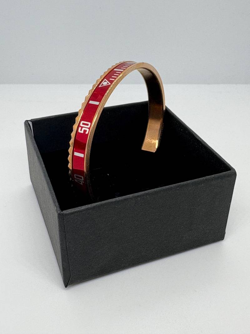 Orange Bezel Watch Bracelet Wristband, Rose Gold Cuff, Accessory, Bezel, Gift For Him, Collectors, Watch Enthusiast Orange Bezel Watch Bracelet Wristband, Rose Gold Cuff, Accessory, Bezel, Gift For Him, Collectors, Watch Enthusiast von DeluxeJewelleryDE