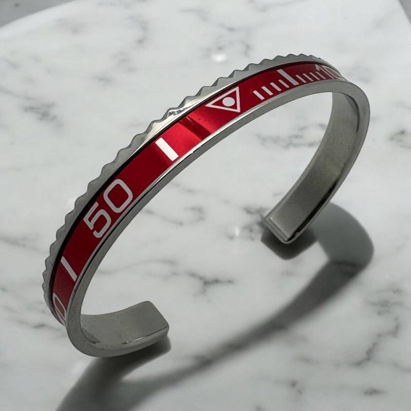 Red Bezel Watch Bracelet Wristband, Stainless Steel Cuff, Accessory, Bezel, Gift For Him, Collectors, Watch Enthusiast Red Bezel Watch Bracelet Wristband, Stainless Steel Cuff, Accessory, Bezel, Gift For Him, Collectors, Watch Enthusiast von DeluxeJewelleryDE