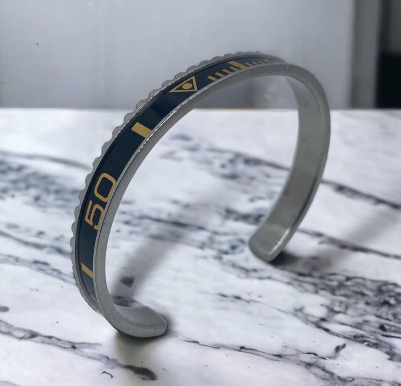 Sub Steel Black Bezel Watch Bracelet Wristband, Cuff, Accessory, Bezel, Gift For Him, Collectors, Watch Enthusiast Sub Steel Black Bezel Watch Bracelet Wristband, Cuff, Accessory, Bezel, Gift For Him, Collectors, Watch Enthusiast von DeluxeJewelleryDE