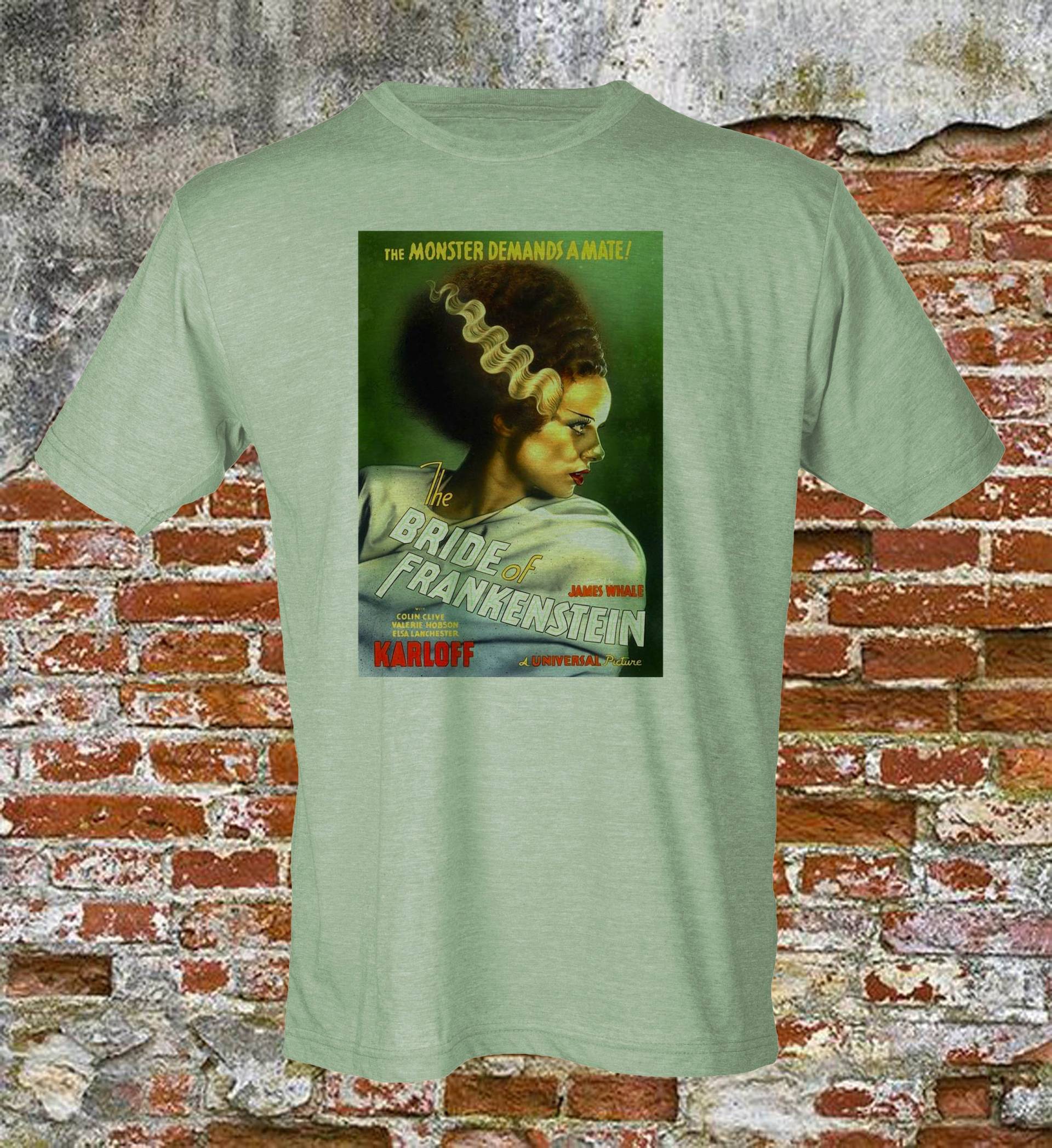 The Monster Es Wife Vintage Inspiriertes T-Shirt The Monster Es Wife Vintage Inspiriertes T-Shirt von Deluxesoultees