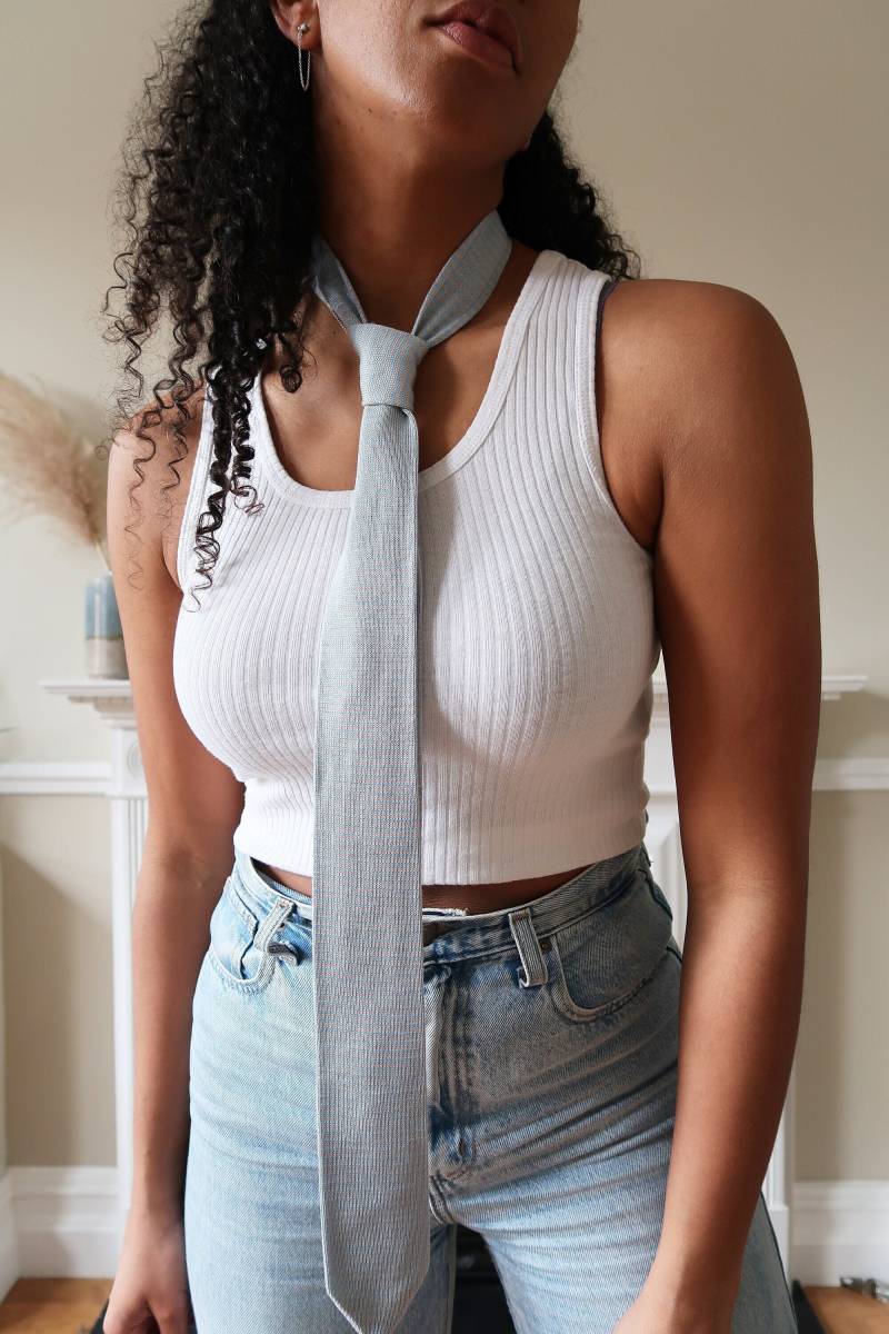 Vintage Blaue Streifen Strickkrawatte Aus Baumwolle von DelveVintage