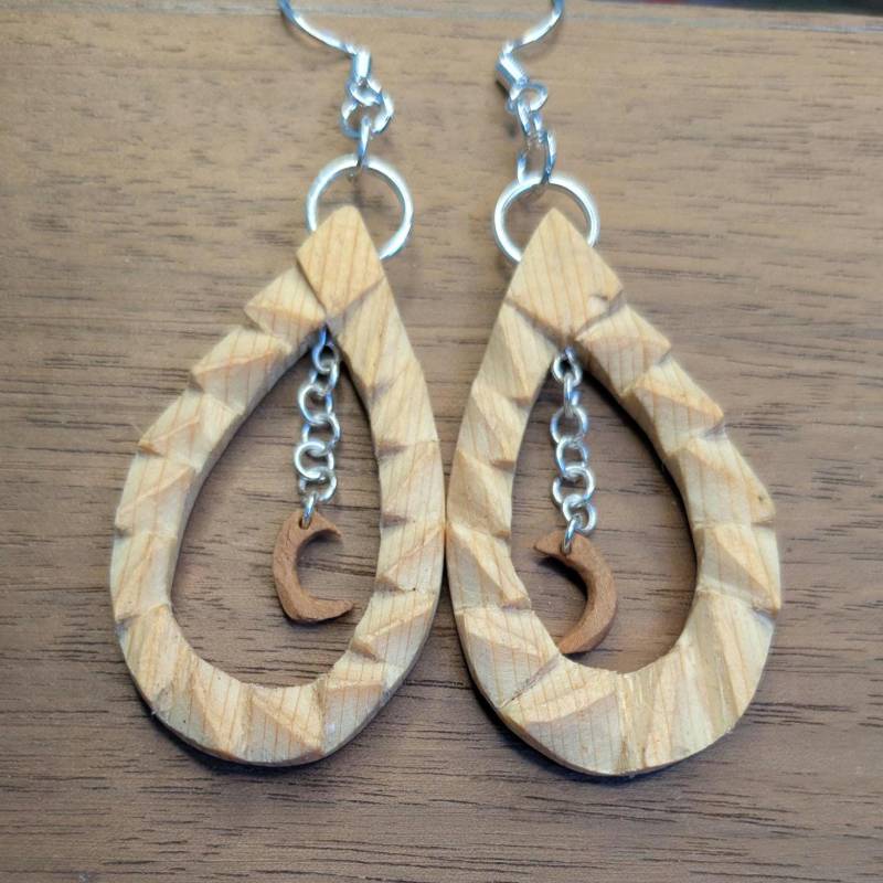 Glückströpfchen Ohrringe, Fichtenholz Mit Kirschmond Inlay, Sterling Silber Baumeln, Handgemachte Holzohrringe, Einzigartiges Geschenk Für Sie von DemAsure