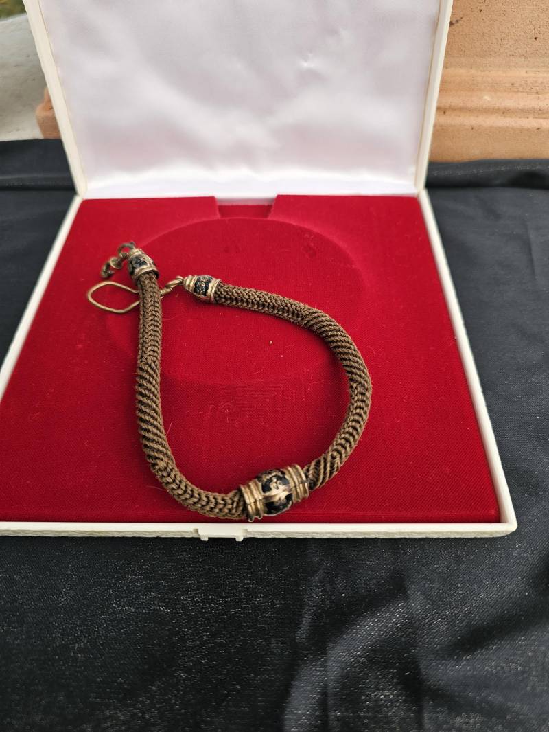 Antike Echt Haar Biedermeier Haarkette Uhrkette Vergoldet Mit Anhänger Antike Echt Haar Biedermeier Haarkette Uhrkette Vergoldet Mit Anhänger von DemDemShop