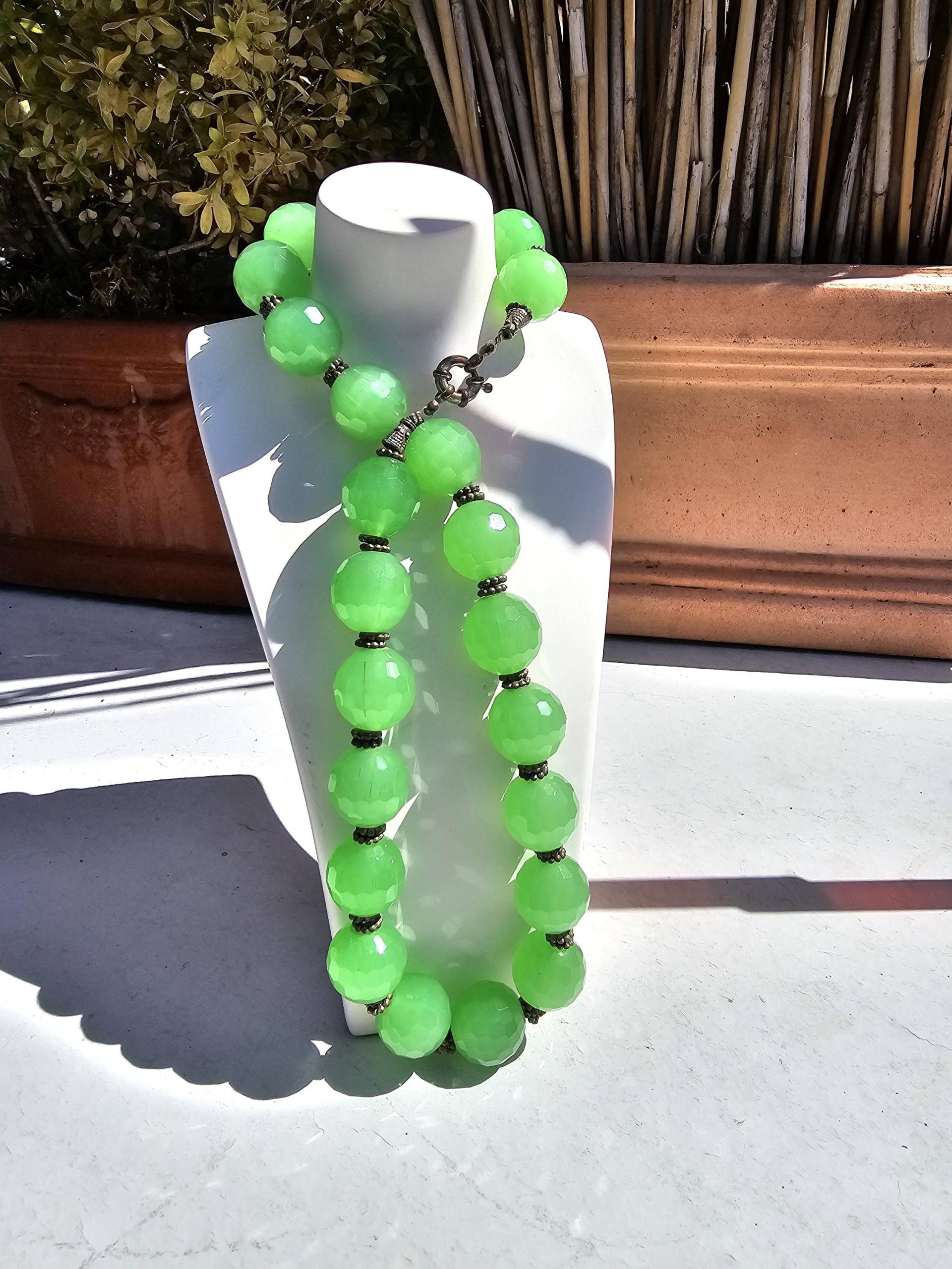 Natürlicher Edelstein Chrysopras Farbe Chalzedon 15 Mm Ca von DemDemShop