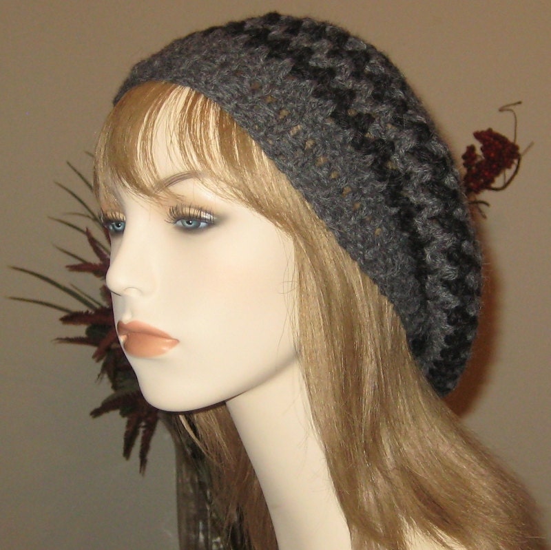 Alpaka Slouchy Beret Dread Tam Winter Hut in Charcole Heather von DeniseBlack