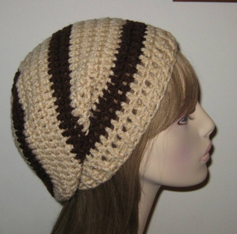 Gehäkelte Slouchy Beanie Dread Tam Die Farbe Buff Und Schokolade von DeniseBlack