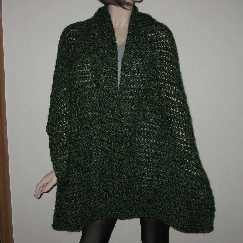 Selbstgesponnener Gebetsschal in Der Farbe Forrest von DeniseBlack