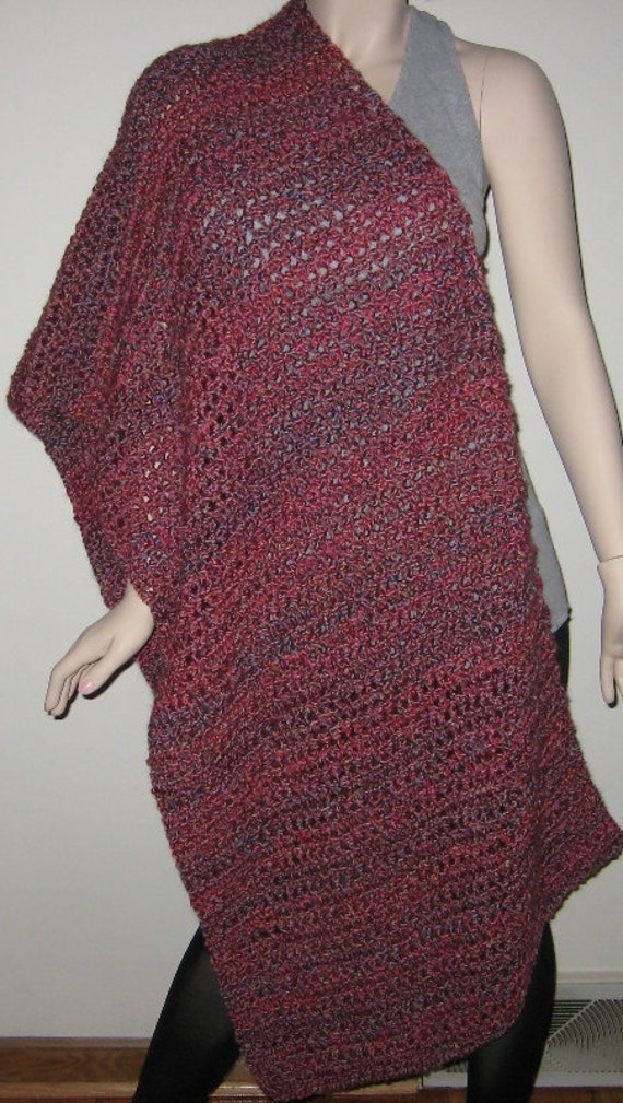 Selbstgesponnener Gebetsschal in Der Farbe Glyzinien von DeniseBlack