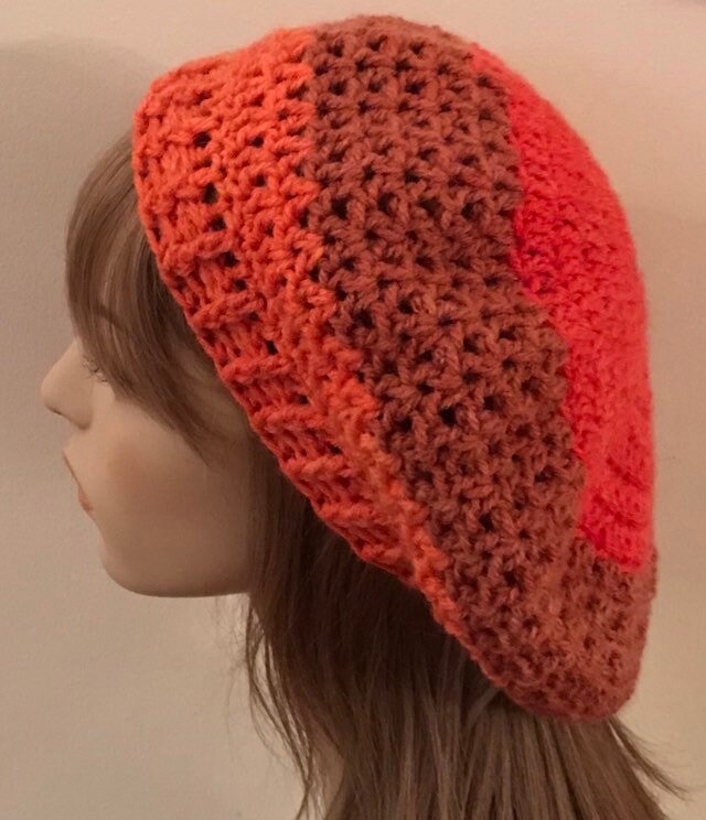 Wolle/Acryl Slouchy Beret Dread Tam in Zimt Wirbel von DeniseBlack