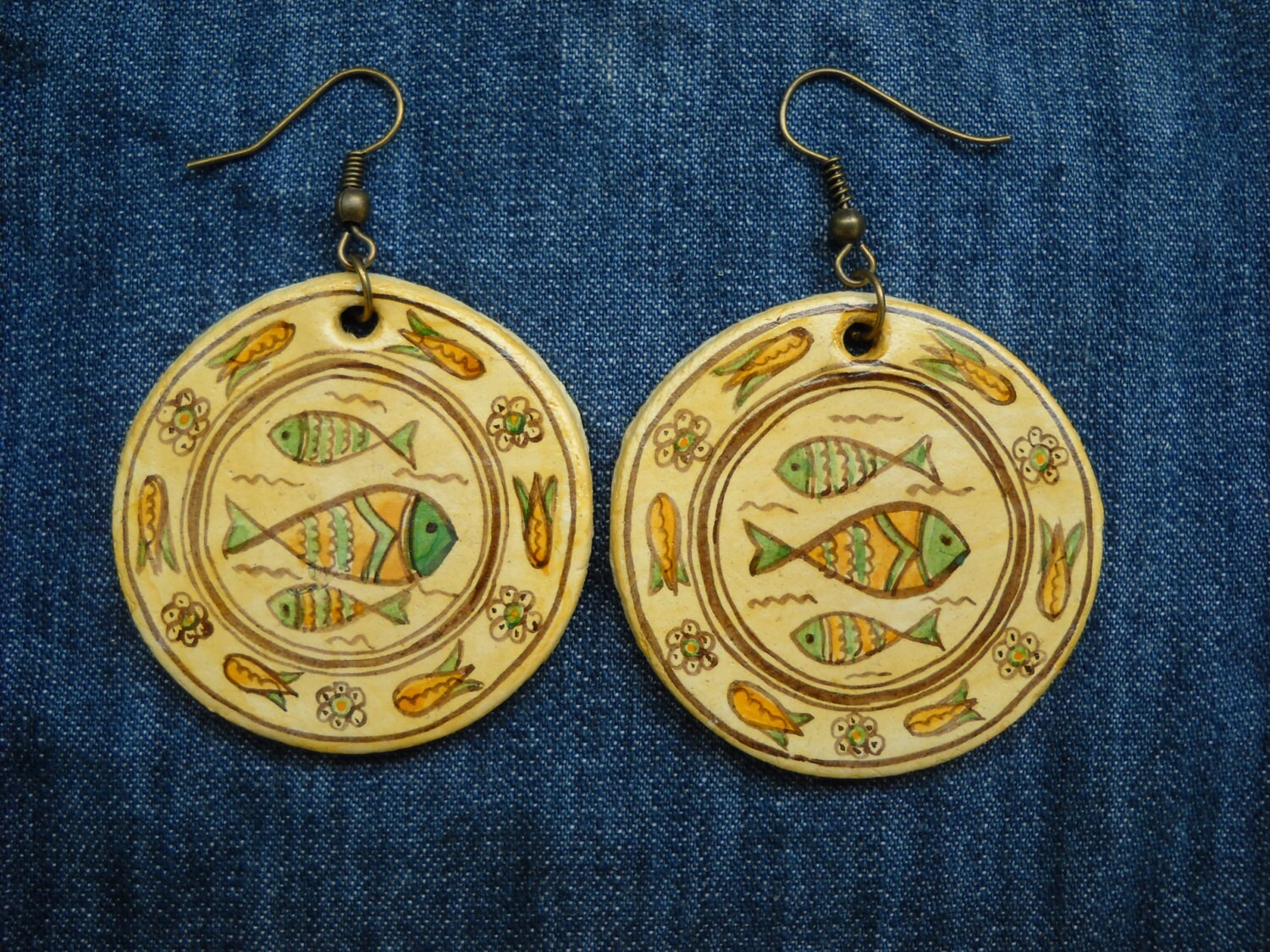 Religiose Ohrringe, Religiöse Keramik Ohrringe, Christlicher Fisch Jesus Symbol-Ichthus - Ohrringe, Gott Ohrringe Religiose Ohrringe, Religiöse Keramik Ohrringe, Christlicher Fisch Jesus Symbol-Ichthus - Ohrringe, Gott Ohrringe von DeniseClemenco