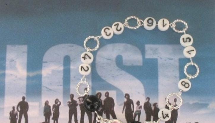 Lost Tv-Show-Schmuck, Verlorene Tv-Show-Erinnerungsstücke, Verlorener Tv-Show-Fan, Armband Mit Verlorenen Zahlen, Dharma-Symbol, Lost Fan von DeniseJewelryDesigns