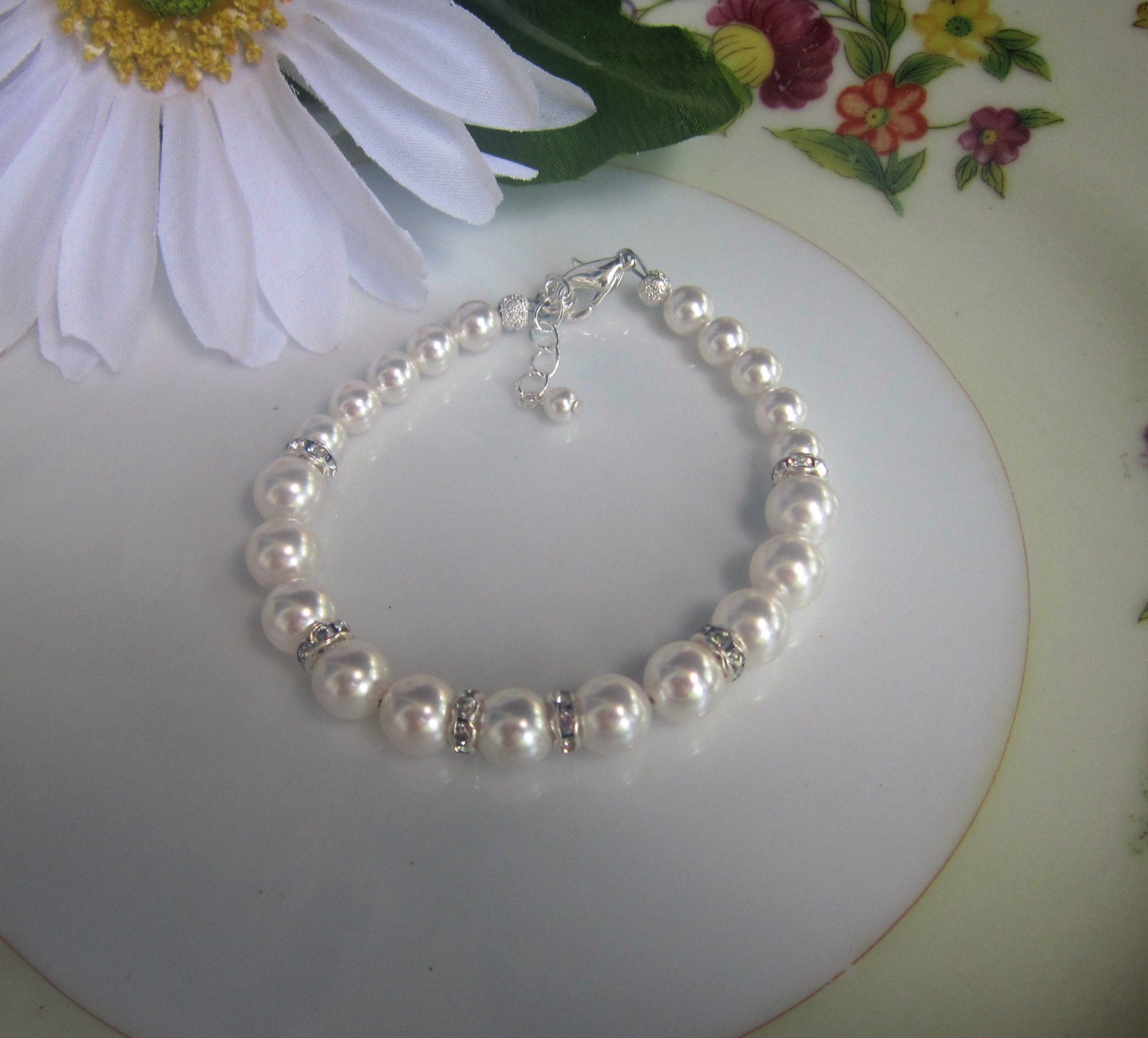 Perlen Brautarmband, Brautschmuck, Hochzeitsschmuck, Hochzeitsarmband, Geschenk Für Brautjungfern Geschenke Mutter Der Braut Schmuck Blumenmädchen Perlen Brautarmband, Brautschmuck, Hochzeitsschmuck, Hochzeitsarmband, Geschenk Für Brautjungfern Geschenke Mutter Der Braut Schmuck Blumenmädchen von DeniseJewelryDesigns