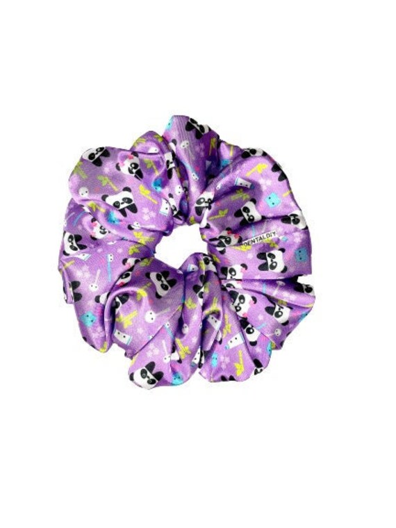 xl Scrunchie, Panda, Zahn, Zähne, Zahnheilkunde, Zahnmedizin, Zahnarzt, Zahnhygieniker, Dentalassistentin, Satinstoff xl Scrunchie, Panda, Zahn, Zähne, Zahnheilkunde, Zahnmedizin, Zahnarzt, Zahnhygieniker, Dentalassistentin, Satinstoff von DentalDIY