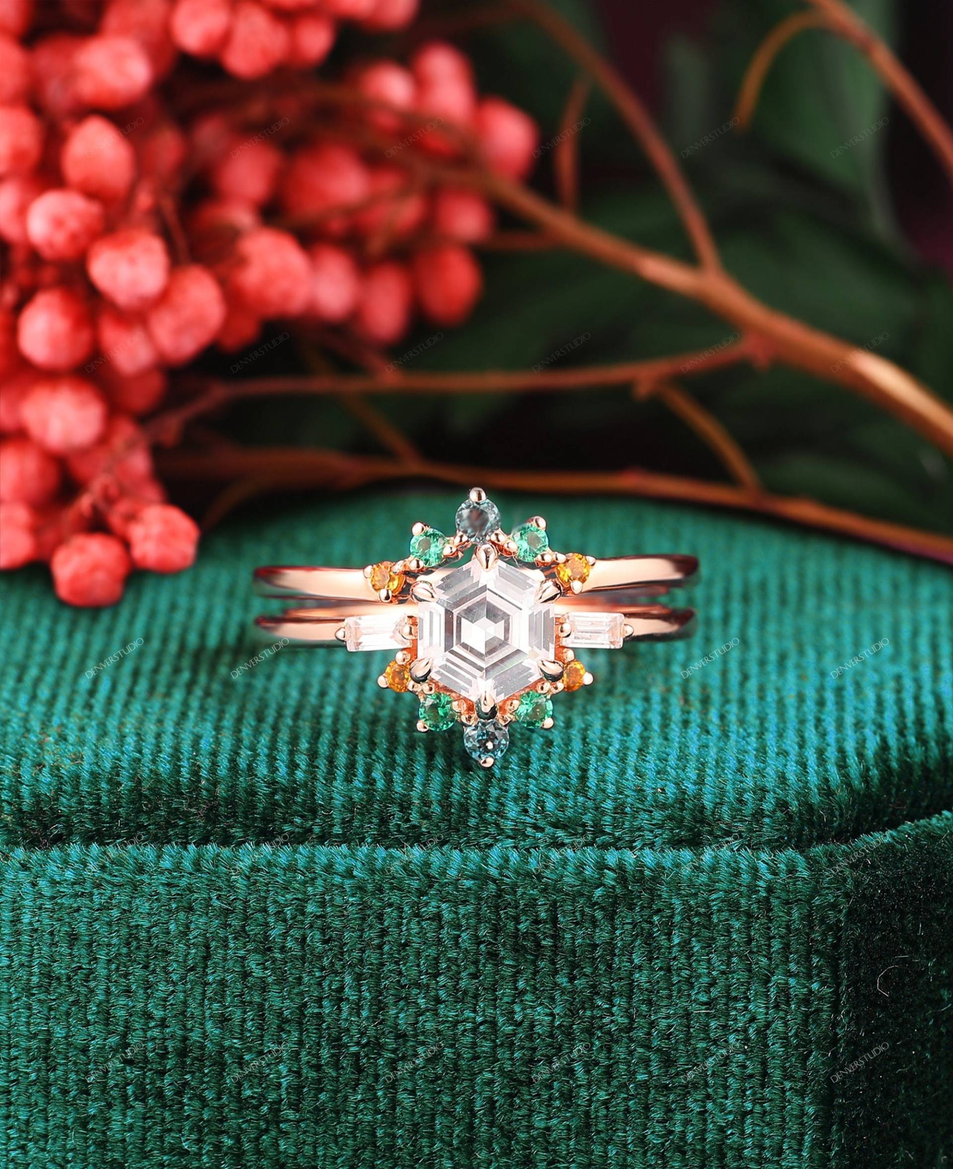 Hexagon Form Moissanit Ring Set, Vorschlag Farbe Edelstein Damen Ring, Vintage Braut Ehering Gold von DenverStudio