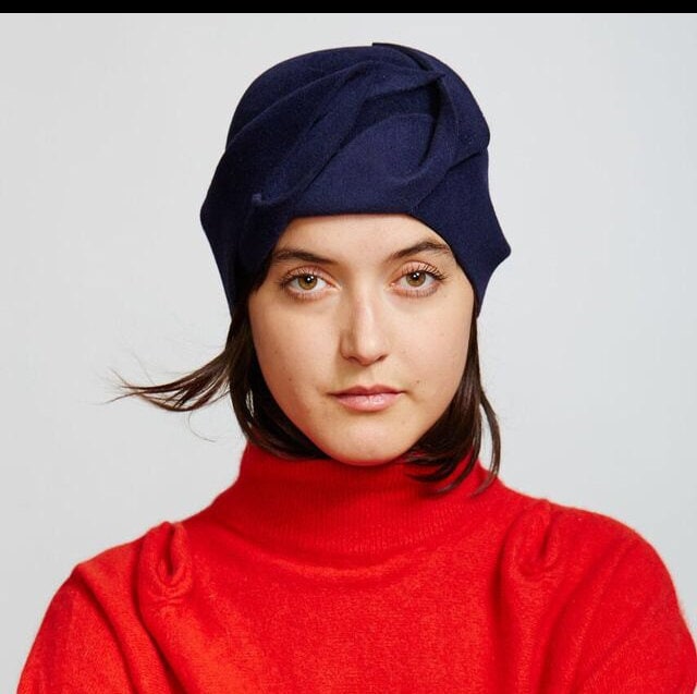 Olympia Filz Cloche von DeodatoMillinery