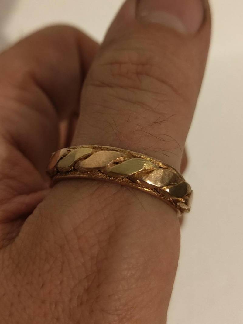 Wikinger Geflochtener Ring Aus 3 Metallen Kupfer, Messing Und Bronze in Den Größen 48-62 Wikinger Geflochtener Ring Aus 3 Metallen Kupfer, Messing Und Bronze in Den Größen 48-62 von DerBronzeSchmied