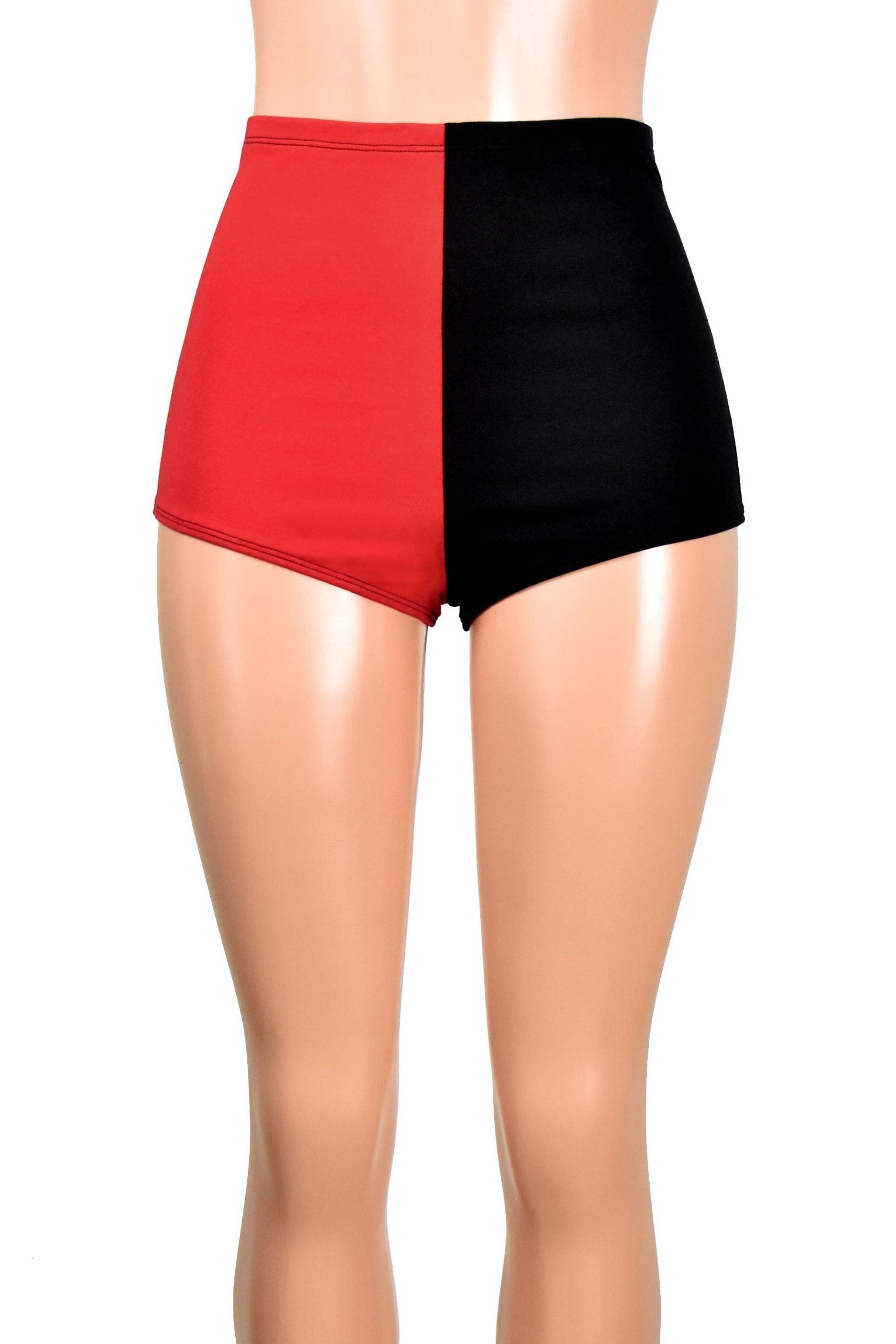 Hoch Taillierte Schwarz Und Rot Booty Shorts Baumwolle Spandex Xs S M L Xl 2X 3X Plus Größe Harlekin Halloween Kostüm Cosplay Weich Dehnbar Elastisch Hoch Taillierte Schwarz Und Rot Booty Shorts Baumwolle Spandex Xs S M L Xl 2X 3X Plus Größe Harlekin Halloween Kostüm Cosplay Weich Dehnbar Elastisch von DerangedDesigns916