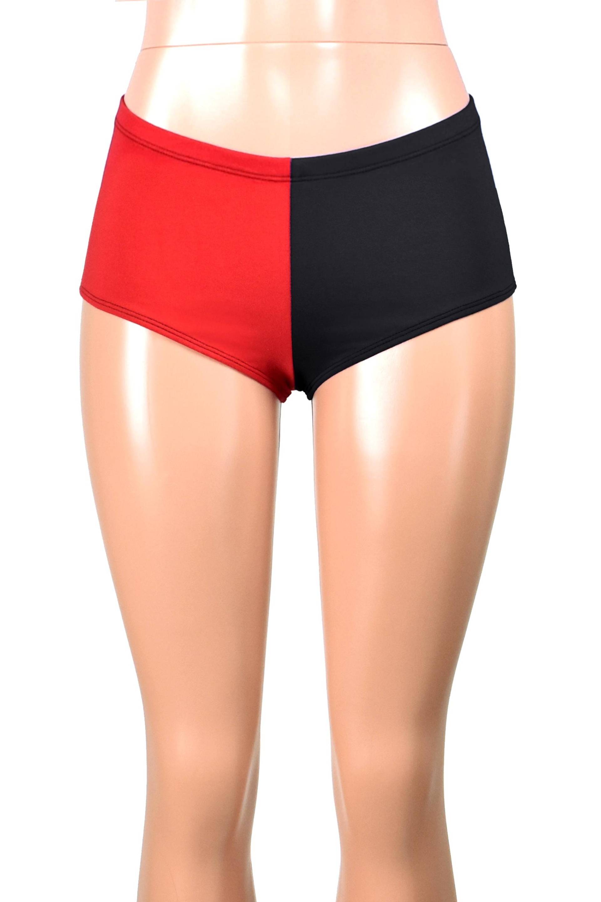 Low Rise Schwarz Und Rot Booty Shorts Baumwolle Spandex Xs S M L Xl 2X 3X Plus Größe Harlekin Halloween Kostüm Cosplay Weiche Stretch Kurze Low Rise Schwarz Und Rot Booty Shorts Baumwolle Spandex Xs S M L Xl 2X 3X Plus Größe Harlekin Halloween Kostüm Cosplay Weiche Stretch Kurze von DerangedDesigns916
